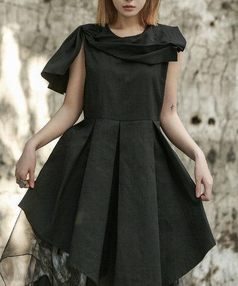 Asymmetric Bow Pleated Top